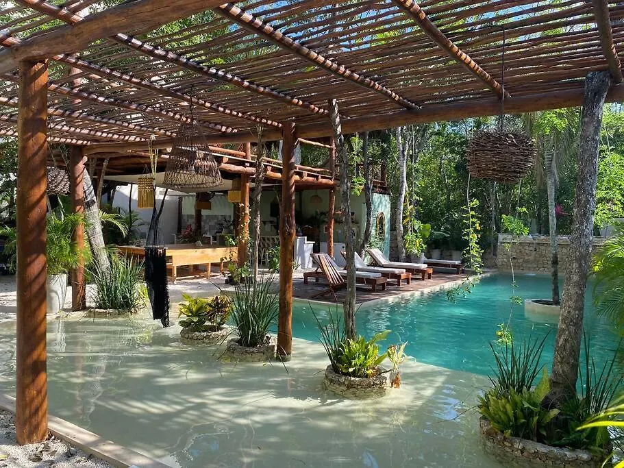 Little Oasis With Private Pool In The Jungle Apartman Chemuyil